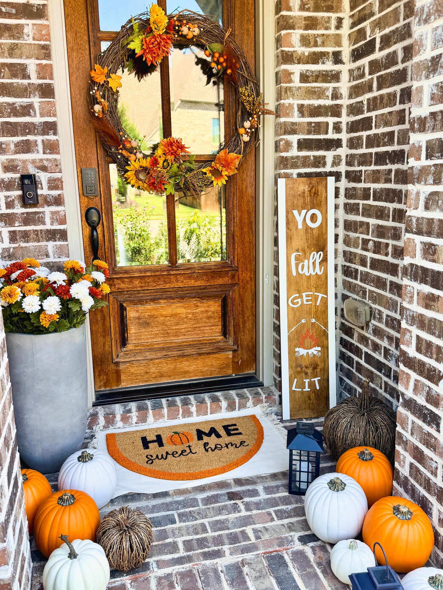 Yo Fall Get Lit